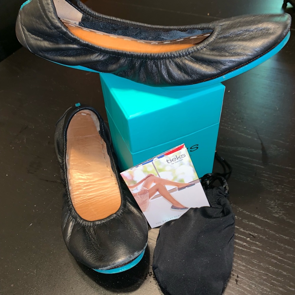 Matte Black Tieks
